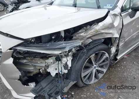 2019 Subaru Legacy 3.6R Limited из США, поврежденный, VIN 4S3BNEJ69K3031663